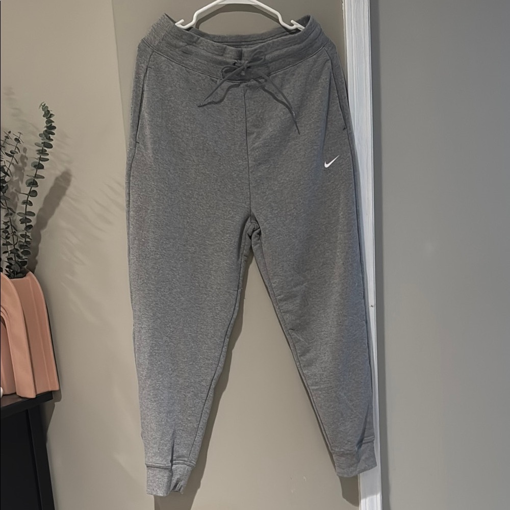 Nike Gray Joggers with Relaxed Fit and Tapered Cuffs